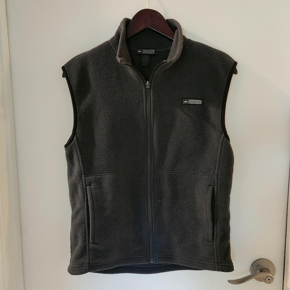 REI Men's Vest